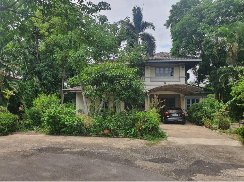 ที่ดินโรงงานและบ้านผู้บริหารหรู โรงงานพร้อมใบอนุญาต บ้านพักคนงาน โรงอาหาร ที่จอดรถ ป้อมยาม เนื้อที่ 9 ไร่  นครหลวง อยุธยา 35 ล้าน จาก 45 ล้าน 7