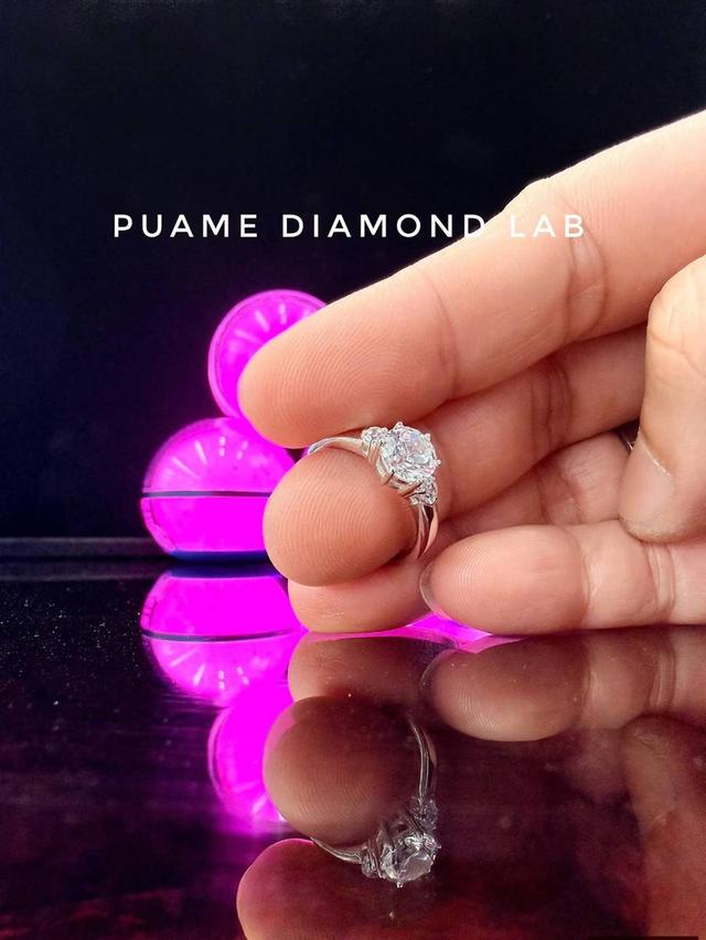 เเหวนเพชร ขึ้นตัวเรือน สั่งทำในเเบบที่ใจชอบ ราคาสบายกระเป๋า พร้อมใบรับประกันสินค้าทุกชิ้นที่ร้านปุอามี่ Diamond Lap Rama2 (095-8894732)