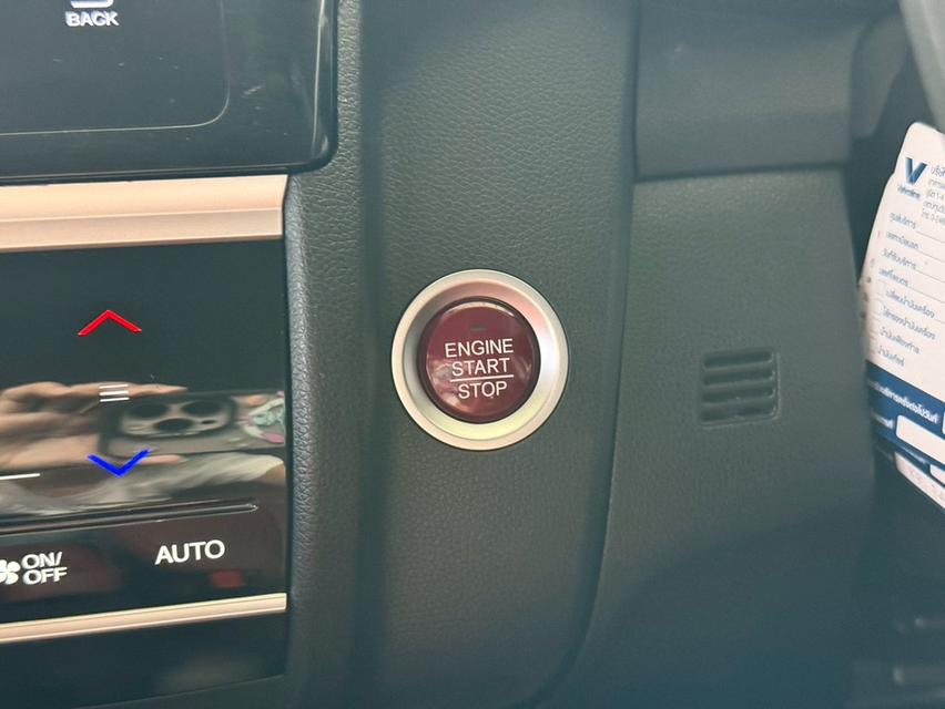 2014 HONDA JAZZ 1.5 SV+ รุ่นท็อป  ( 6418 ) 17