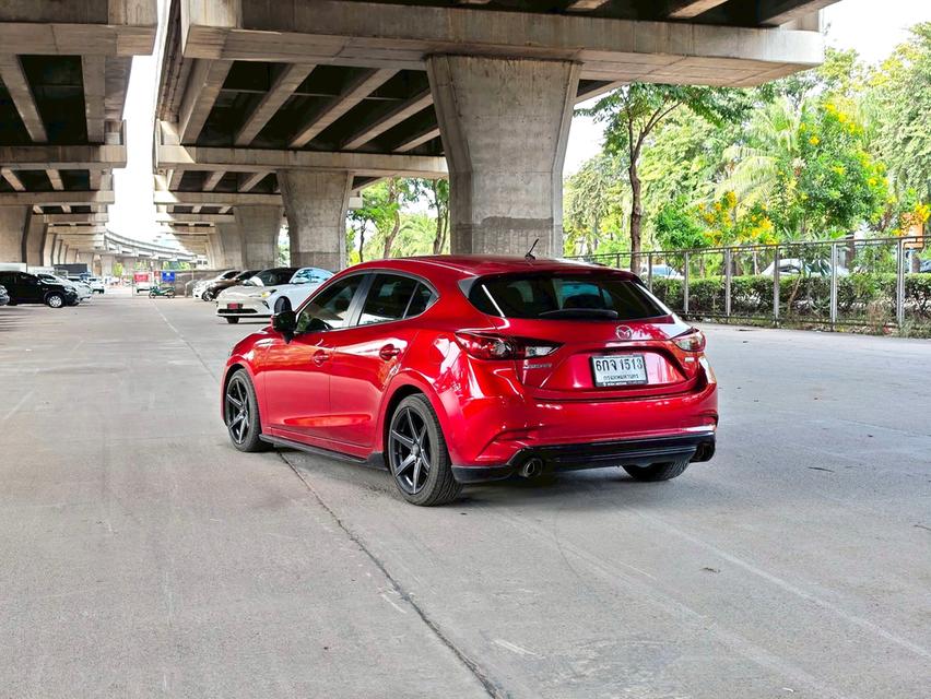 ขายรถ mazda3 2.0C Sport  ปี 2017 สีแดง เกียร์ออโต้ 6