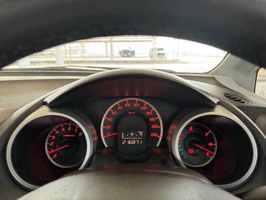 HONDA JAZZ GE 2009 AUTO IVTEC 10