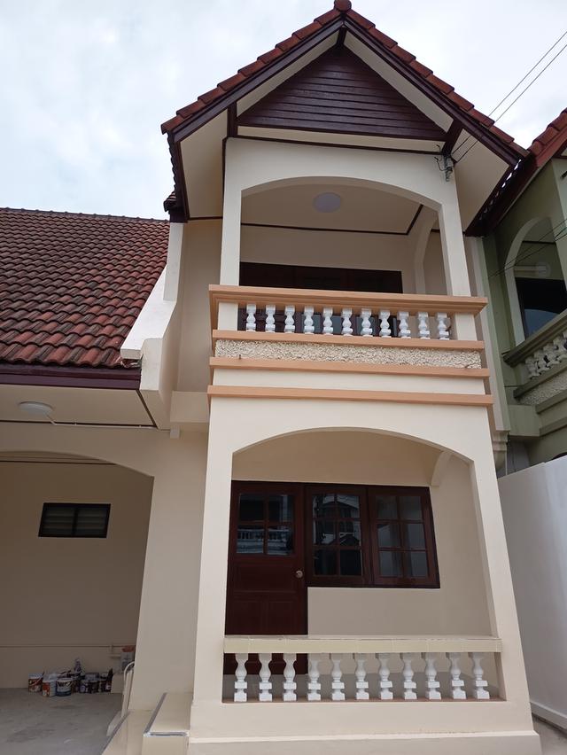ขายทาวน์เฮ้าส์ วโรชา4 3