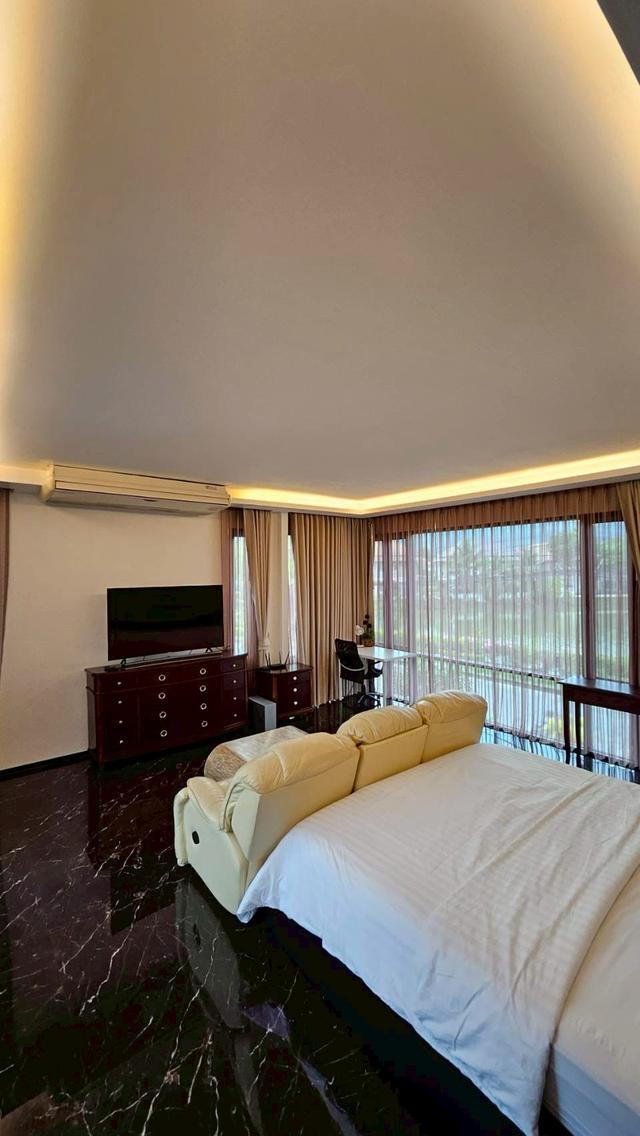 KVilla 13