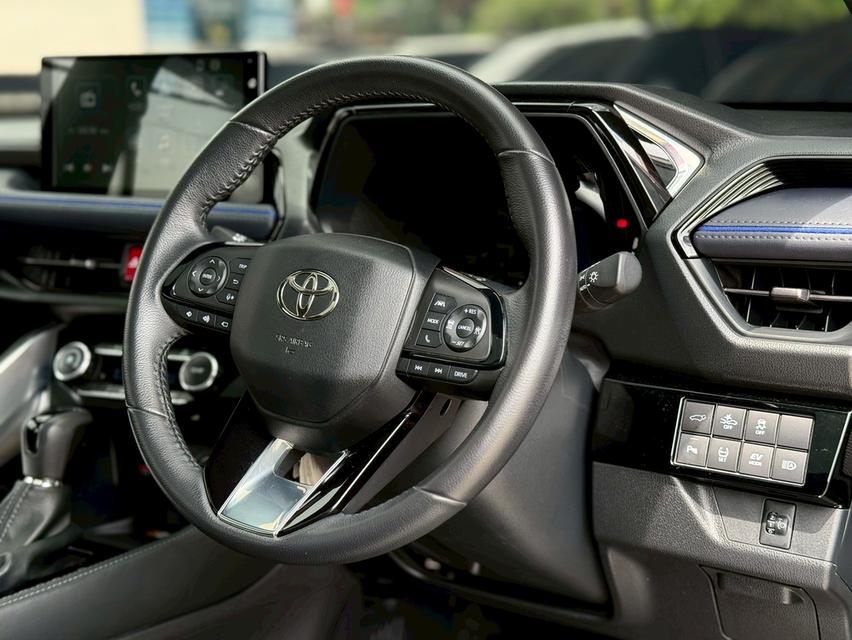 TOYOTA YARIS CROSS 1.5 HEV PREMIUM LUXURY 2023   9