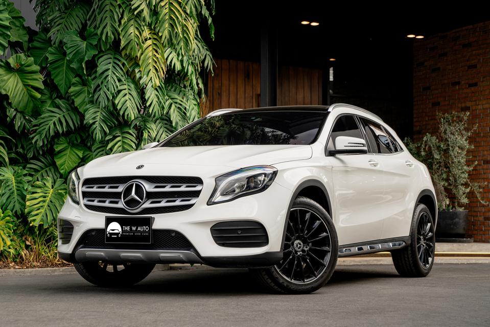 Mercedes-Benz GLA250 AMG Dynamic ปี 2018 ❤️‍🔥7หมื่น กม. ตัวท็อปงานดี เข้าใหม่แล้ววันนี้! พร้อมเข้าชมค่าา✨