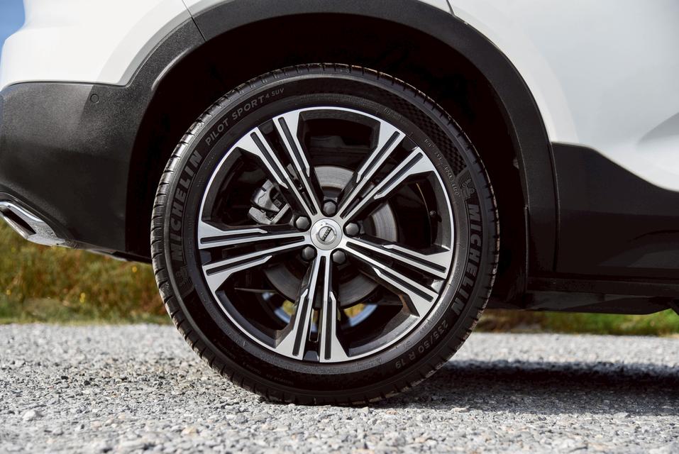 รหัสรถ CBL4965 Volvo XC40 T5 Inscription 4WD AT 2020 8