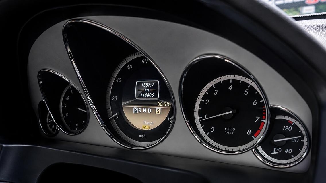 (แจ้งรหัสรถ CBL8095) Mercedes-Benz E200 1.8 CGI Coupe 2011 รูปที่ 21