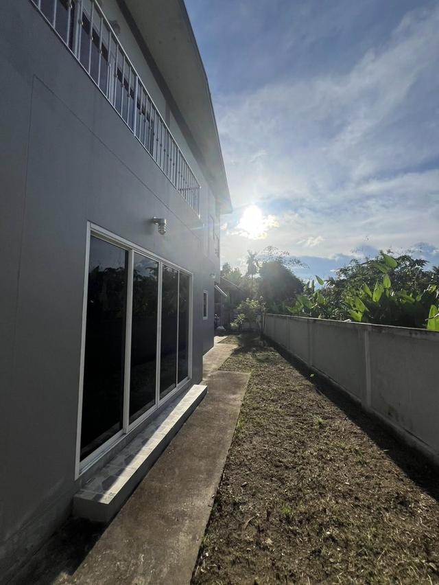 🏡✨ ให้เช่าบ้านเดี่ยวสองชั้น บ้านนอกโครงการ ทำเลใกล้เมือง ตั้งอยู่ในชุมชนคุณภาพ 🌿 ซอยเงียบสงบ เป็นส่วนตัว เหมาะสำหรับอยู่อาศัย 🏠💙 3