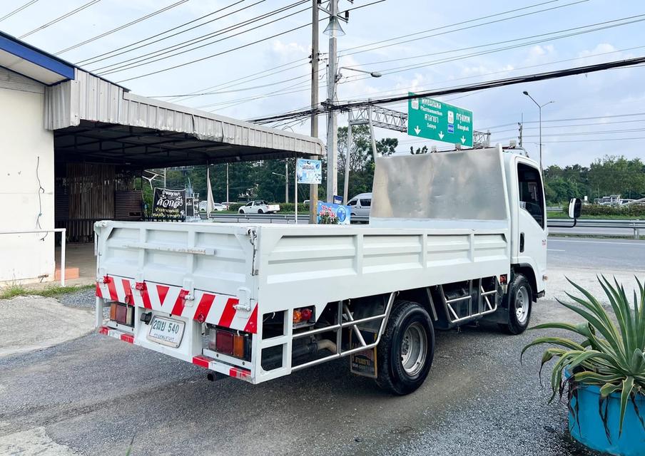 ขายรถบรรทุก 4 ล้อ ห้างแท้ ISUZU NLR 130 ปี 2562  4