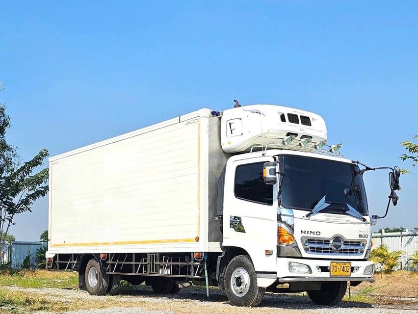 ขายรถ 6 ล้อตู้เย็น HINO FC9J 210 ปี 2561