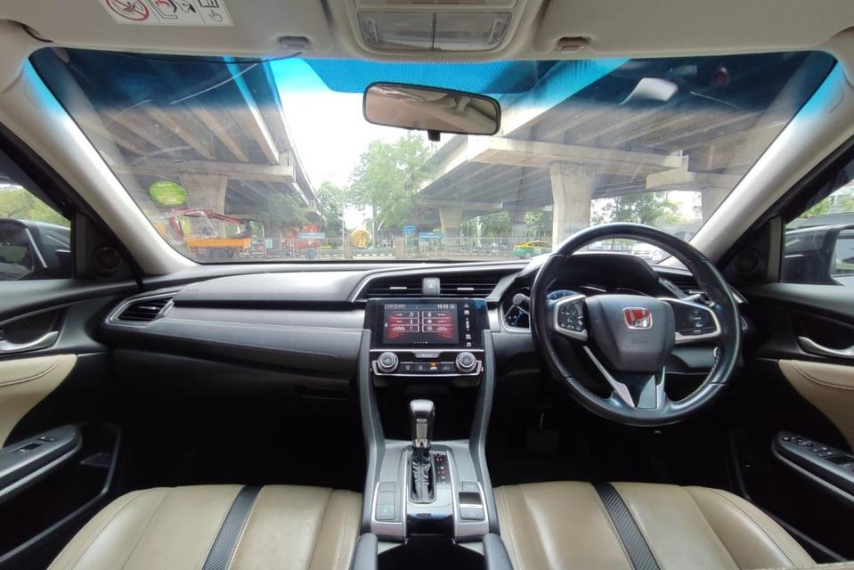 รูป Honda Civic Fc 1.8 EL auto ปี 2017    6