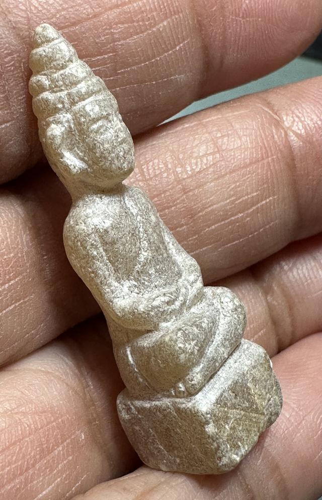พระหินจุยเจียแกะ พระเชียงแสนพิมพ์ตุ๊กตา กรุฮอด รูปที่ 5