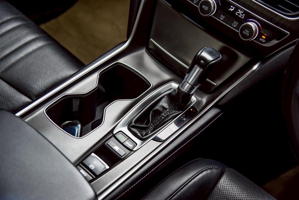 รหัสรถ CBL9478 Honda Accord 2.0 Hybrid TECH AT 2020 9