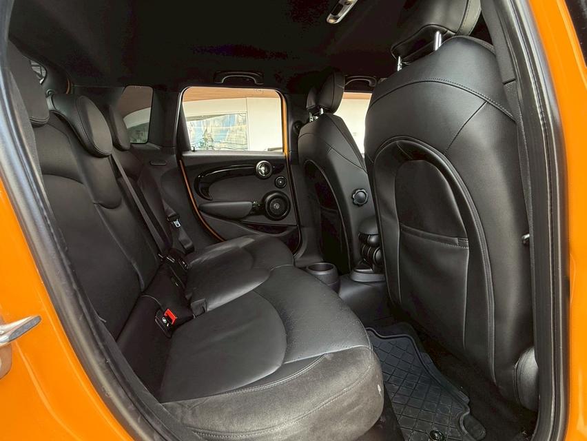 2015 Mini COOPER S, 2.0 F55 S 5-Door Hatchback สีเหลืองสวยจัด สีเหลืองยอดนิยม รูปที่ 10