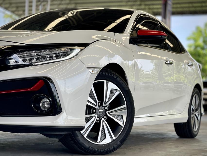2017 Honda Civic FK 1.5 Turbo Hatchback สีขาว ไมล์ 84089 กม. 9