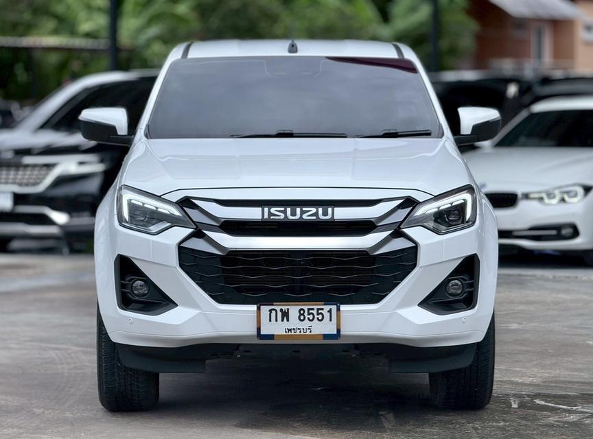 ปี 2023 ISUZU D-MAX, HI-LANDER CAB-4 3.0 Ddi M โฉม HI-LANDER CAB-4  ตัวท็อปสุด สีขาว 👉ไมล์น้อยสุดแค่ 13,758 ก.ม. 6