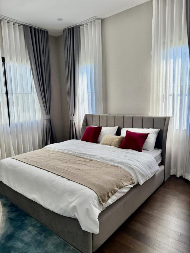 ให้เช่าบ้านหรู 90 ตร.วา – นาราสิริ พหลฯ–วัชรพล 378 ตร.ม. 4 ห้องนอน | 5 ห้องน้ำ ทำเลเทพรักษ์ ใกล้ทางด่วนเพียง 5 นาที 6