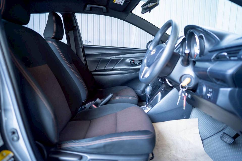TOYOTA YARIS 1.2 E ปี 2016  โฉม ปี13-19 11
