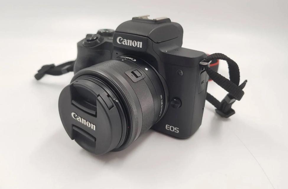 Canon EOS M50  2