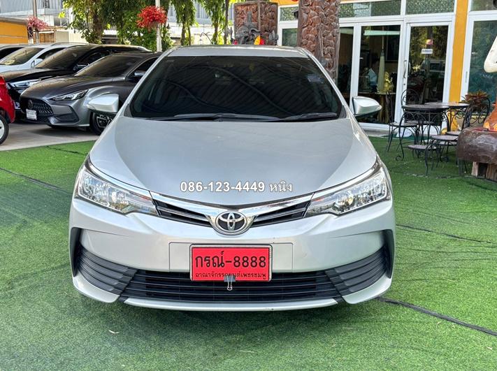 Toyota Altis 1.8 E ปี 2018 ประหยัดถึง 60% ✔ฟรีดาวน์✔ไม่ต้องค้ำ 2