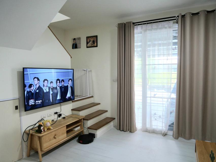 ขายบ้านทาวโฮม พร้อมเฟอร์ 🎀 ขนเสื้อผ้าเข้าอยู่ได้เลย 16