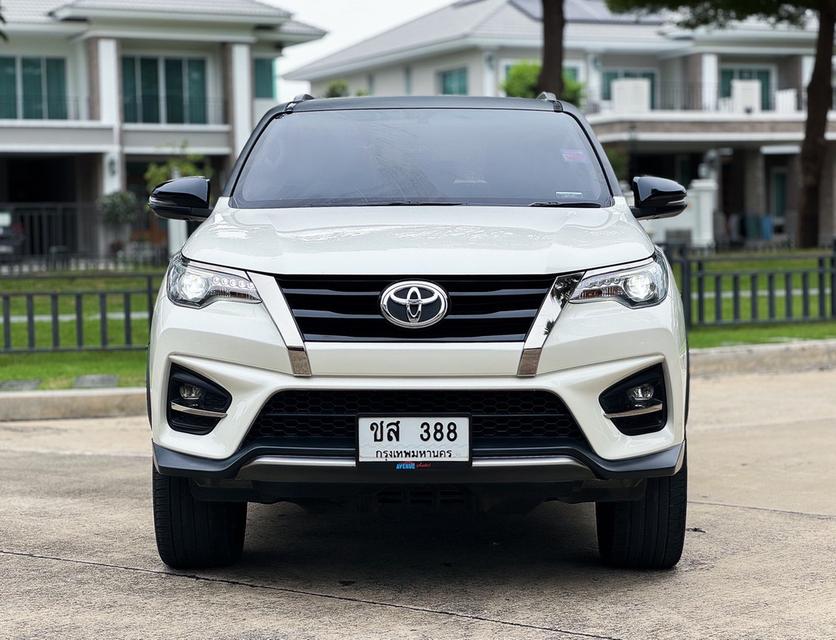 รหัสรถ AVA388 🏂 TOYOTA FORTUNER 2.8 TRD SPORTIVO II BLACK TOP ปี2019 เจ้าของเดียว