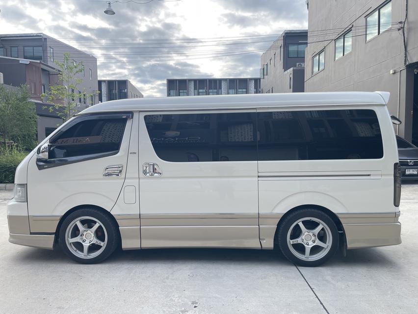 Toyota Ventury2.7cc LPG พร้อมใช้งาน รูปย่อยที่ 3