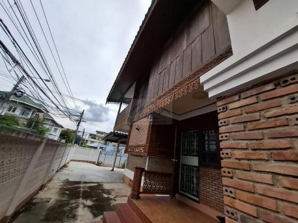 ให้เช่าบ้านเดี่ยว 2 ชั้นหลังมุม 75 ตรว. ลาดพร้าว 35 เชื่อมต่อรัชดา บ้านสไตล์วินเทจ *** อยู่อาศัย, ทำ office หรือ Air bnb 3