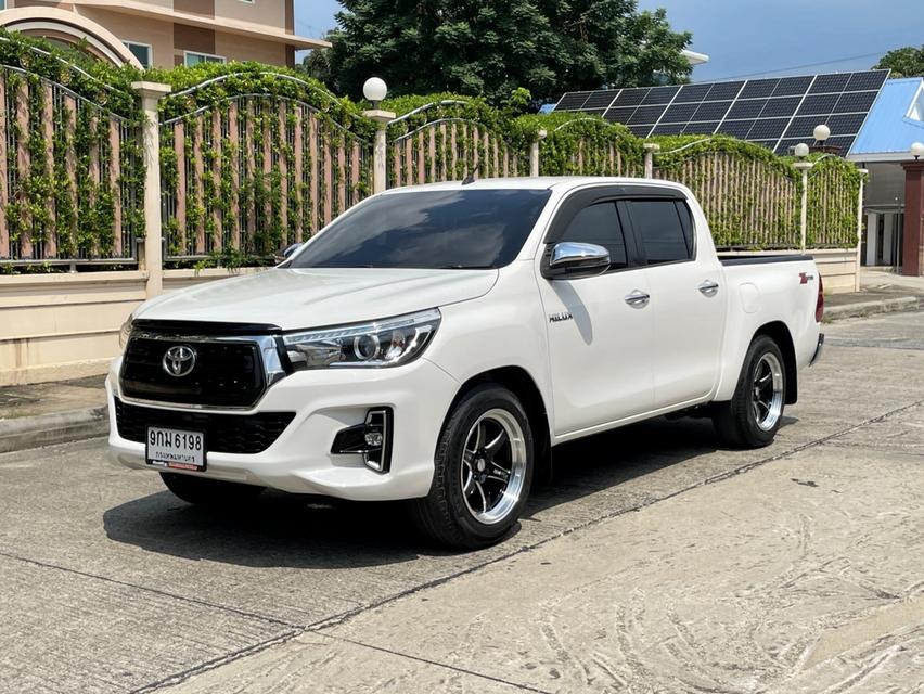 Toyota Revo 2.4J Plus Z ปี20
