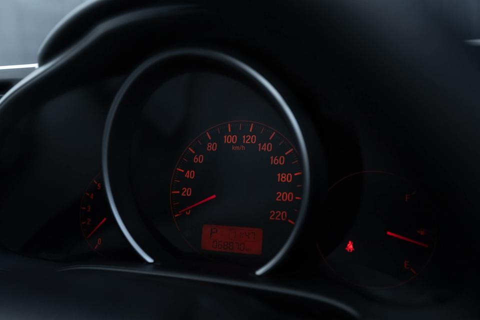 Honda jazz 1.5V auto ไมล์ 60,xxx km 8