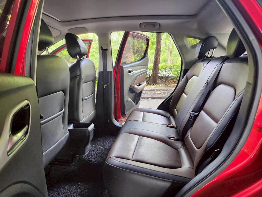 ขายรถ MG ZS 1.5X sunroof ปี 2020 สีแดง เกียร์ออโต้ 12