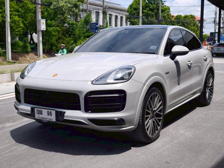 รหัสรถ KPV96 2023 PORSCHE CAYENNE 3.0 E-HYBIRD สี Crayon