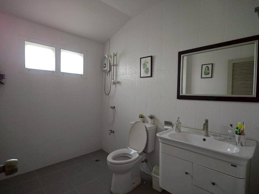 ขายบ้านพร้อมที่ดิน ทำเลดี หมู่บ้านพาราไดซ์การ์เด้นท์ เขตลาดกระบัง จังหวัดกรุงเทพมหานคร 8