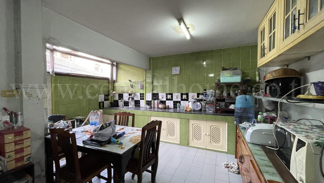 ทาวน์เฮ้าส์ ปรางทิพย์ ลาดพร้าว 95 ใกล้ MRT สถานีมหาดไทย 9