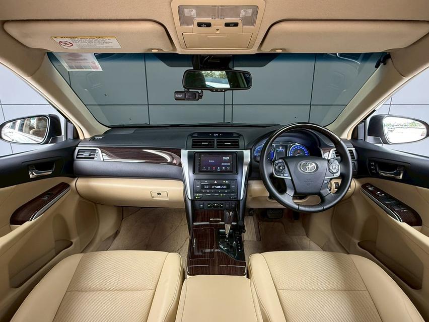 TOYOTA CAMRY, 2.5 HV PREMIUM โฉม ปี12-18 สีดำ เกียร์ออโต้ เบนซิน/ไฮบริด ตัวท็อปสุด มือเดียวป้ายแดง 👉ไมล์แท้ 128,239 km. คู่มือบุ๊คเซอร์วิสครบ รูปที่ 12