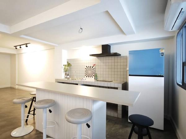 ขายหรือให้เช่าทาวน์เฮ้าส์ย่านโชคชัยสี่ พื้นที่ใช้สอย 95 ตรม. บนพื้นที่ 19 ตรว. ลาดพร้าว จำนวน 2 ชั้น หลังมุมรีโนเวทใหม่ 12