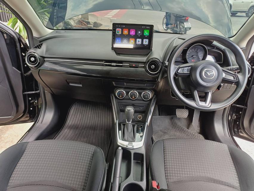 ปี2017 MAZDA 2 Sport 5ประตู มือเดียวออกห้าง ชุดแต่งรอบคัน MAX ตัวใหม่