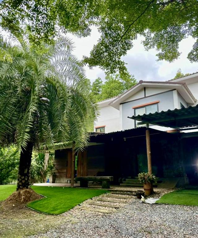ที่ดินพร้อมบ้านสวนผลไม้