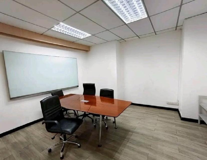 ให้เช่าอาคารสำนักงาน 2 ชั้น ทำเลวิภาวดีรังสิต (ติดถนนใหญ่) / พื้นที่ใช้สอยรวม 740 ตารางเมตร (2 ชั้น) 7