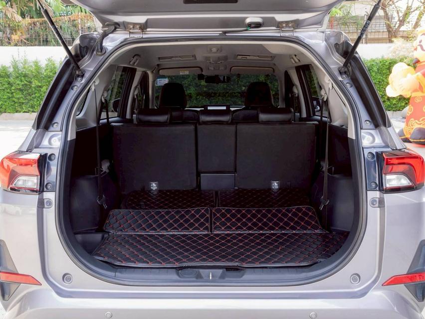 Toyoyta Veloz 1.5 Smart ปี 2022 ♨️ #ประกันเครื่องเกียร์3ปี / 30,000 km. ♨️ รูปที่ 8