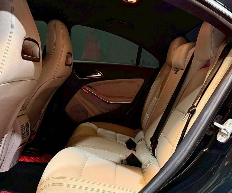 🚗Mercedes-Benz CLA200 Urban Facelift ปี 2017 รูปที่ 11
