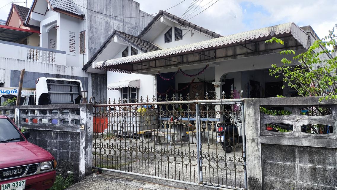 ขายบ้านเดี่ยว ชั้นเดียว พร้อมที่ดิน หมู่บ้านตำนานนิเวศน์ อ.เมืองพัทลุง จ.พัทลุง มีที่จอดรถสะดวก ปลอดภัย 1