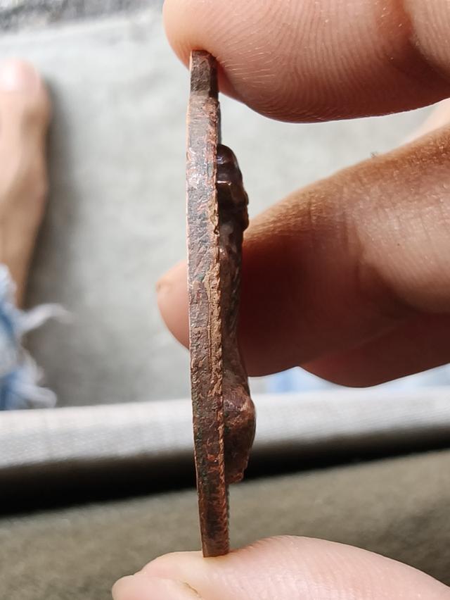 เหรียญขี่จระเข้ หลวงพ่อผาง วัดอุดมคงคาคีรีเขต รูปที่ 3