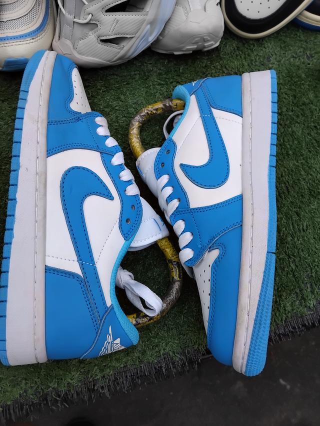JORDAN 1LOW EUR 38/24 สวยใหม่ไร้ตำหนิ490ส่งฟรี รูปที่ 7