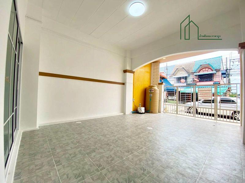 ทาวน์เฮาส์ 2 ชั้น หมู่บ้านมนวดี บางบัวทอง ถนนวัดลาดปลาดุก ถนนเมน ฟรีโอน 15