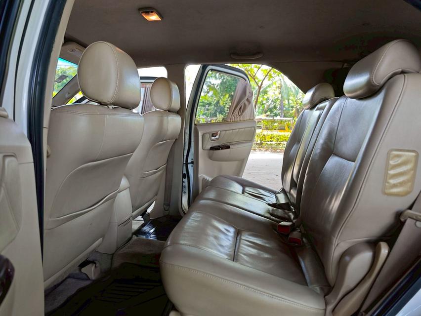 Toyota Fortuner 3.0 V Exclusive 4WD AT ปี 2007 19