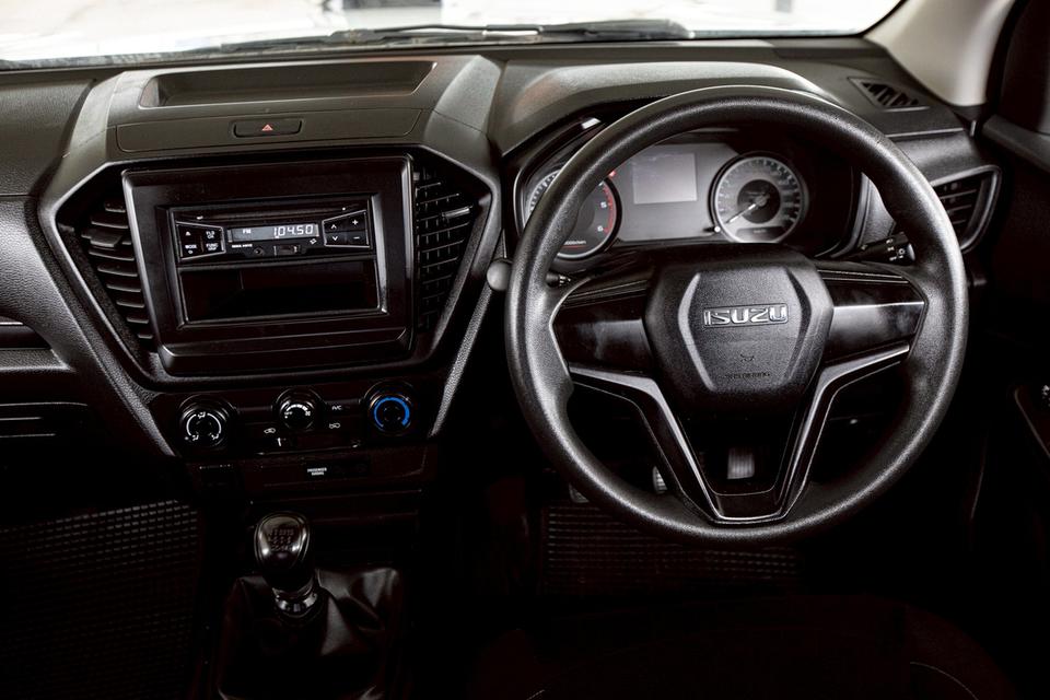 Isuzu D-Max Space Cab 1.9Ddi ดีเซล ปี 2021 สีขาว  15