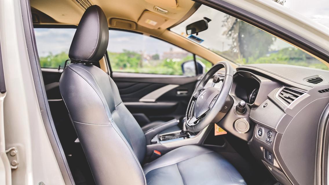 MITSUBISHI XPANDER GT 1.5 A/T ปี 2019 เริ่มต้นดาวน์ 0% รูปย่อยที่ 4