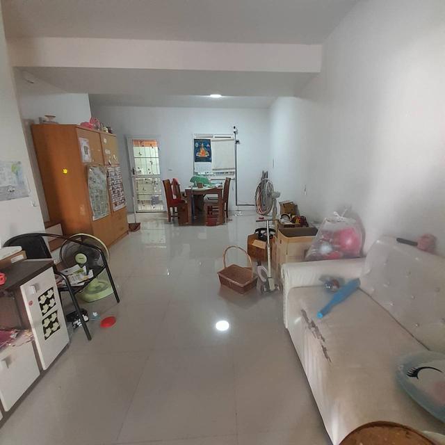 บ้านทาวน์เฮ้าส์ มือสอง 2