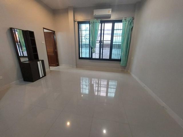 ให้เช่า บ้านเดี่ยว ชั้นเดียว 52 ตรว. อยู่ถ.ลาดปลาเค้า ใกล้ The JAS ทะลุออกลาดพร้าว41 หรือรามอินทรากม.2ได้ 5